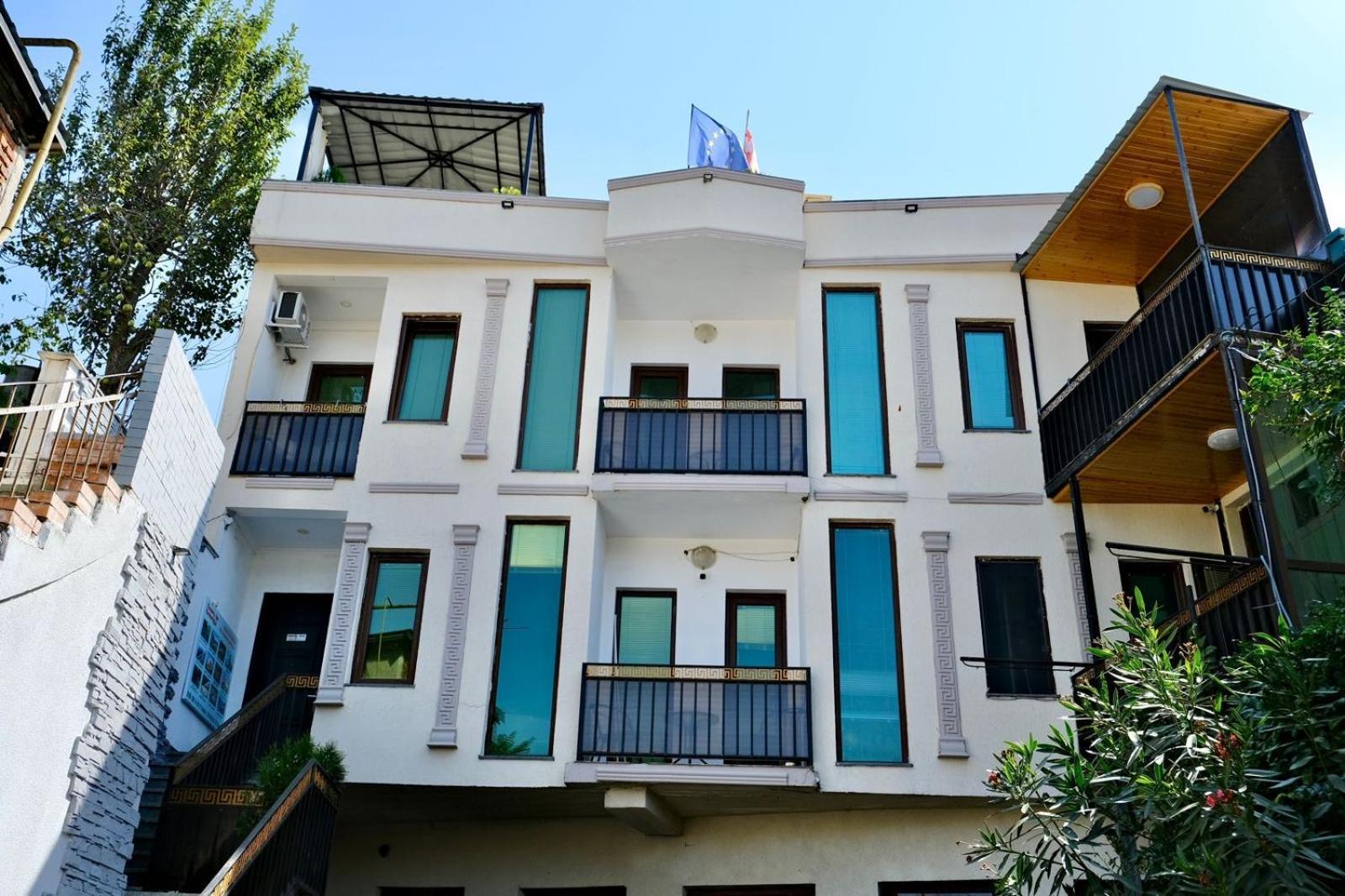 Aisi Kutaisi Hotel Exterior photo
